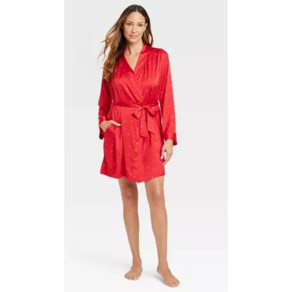 NWT Women's Red Lightweight Satin Spring / Summer Robe - Stars Above Hearts M/L - Picture 1 of 12